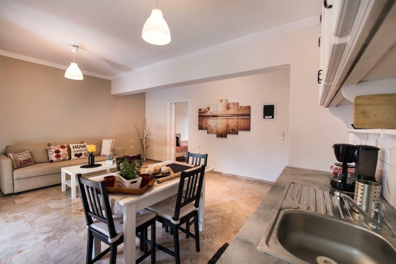 LefkádaLa Casa Di Iroアパートメント エクステリア 写真